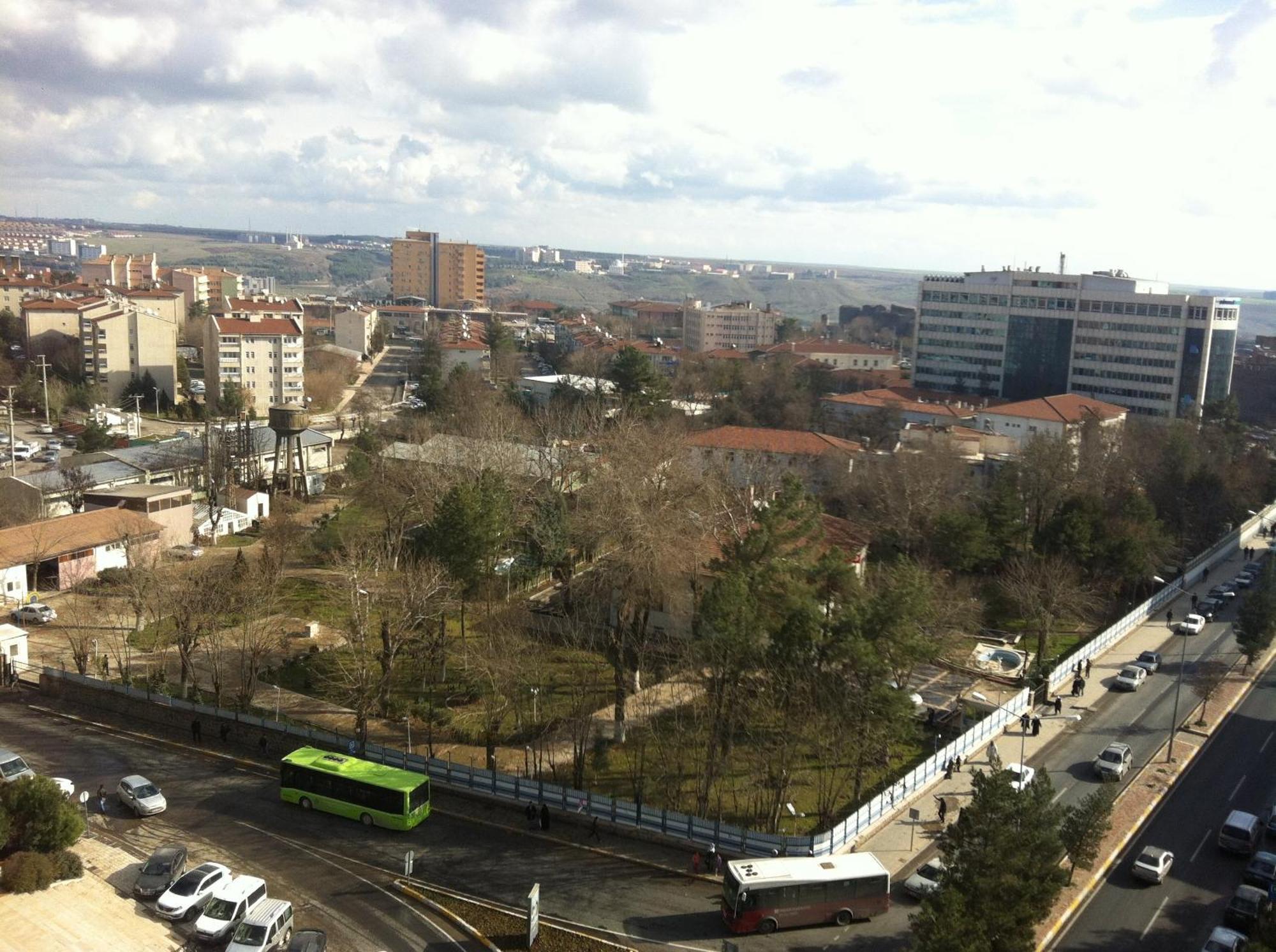 Miroglu Hotel Diyarbakir Bagian luar foto